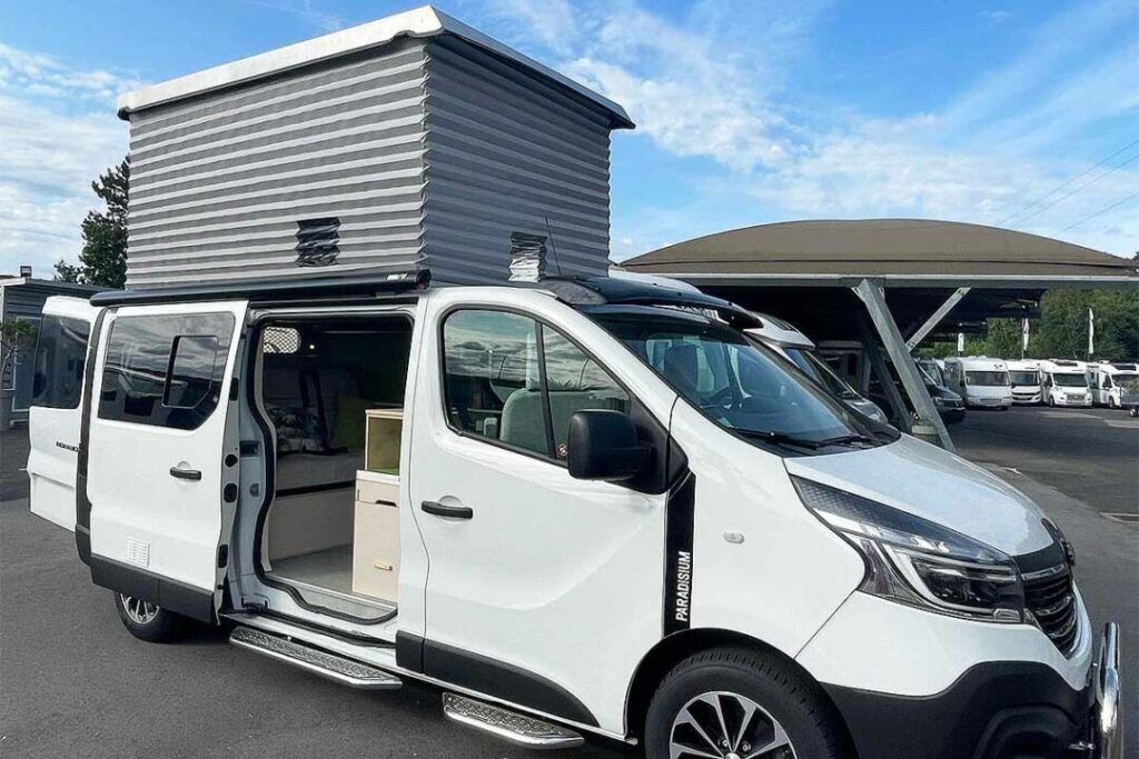 Limouzine Van: il tetto a soffietto che rivoluziona la vita in camper Futuro Prossimo