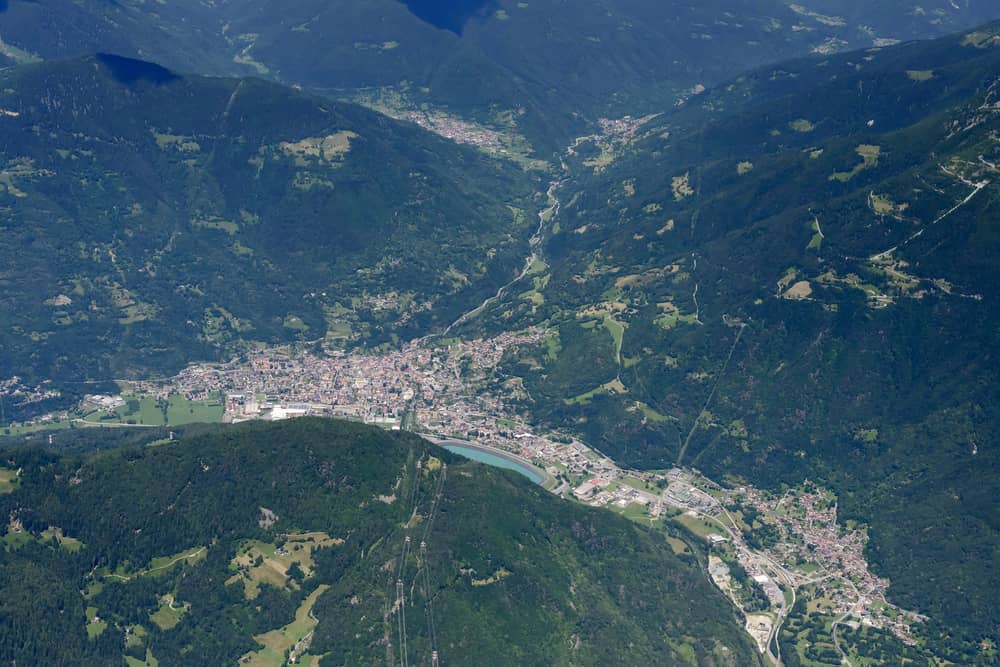 Treno a idrogeno: il futuro è davvero sbarcato in Valcamonica? Futuro Prossimo