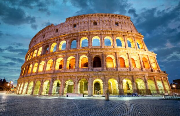 AirBnb riporta i gladiatori nel Colosseo, Roma si spacca Futuro Prossimo