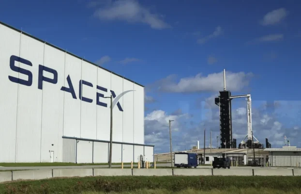 SpaceX in Italia, accordo da 1,5 miliardi per la Rete di Stato Futuro Prossimo