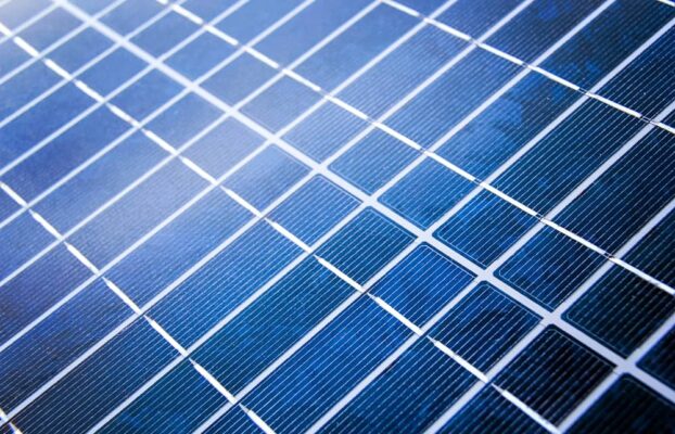 Svolta nel fotovoltaico: i pannelli solari titanio arrivano al 60% Futuro Prossimo